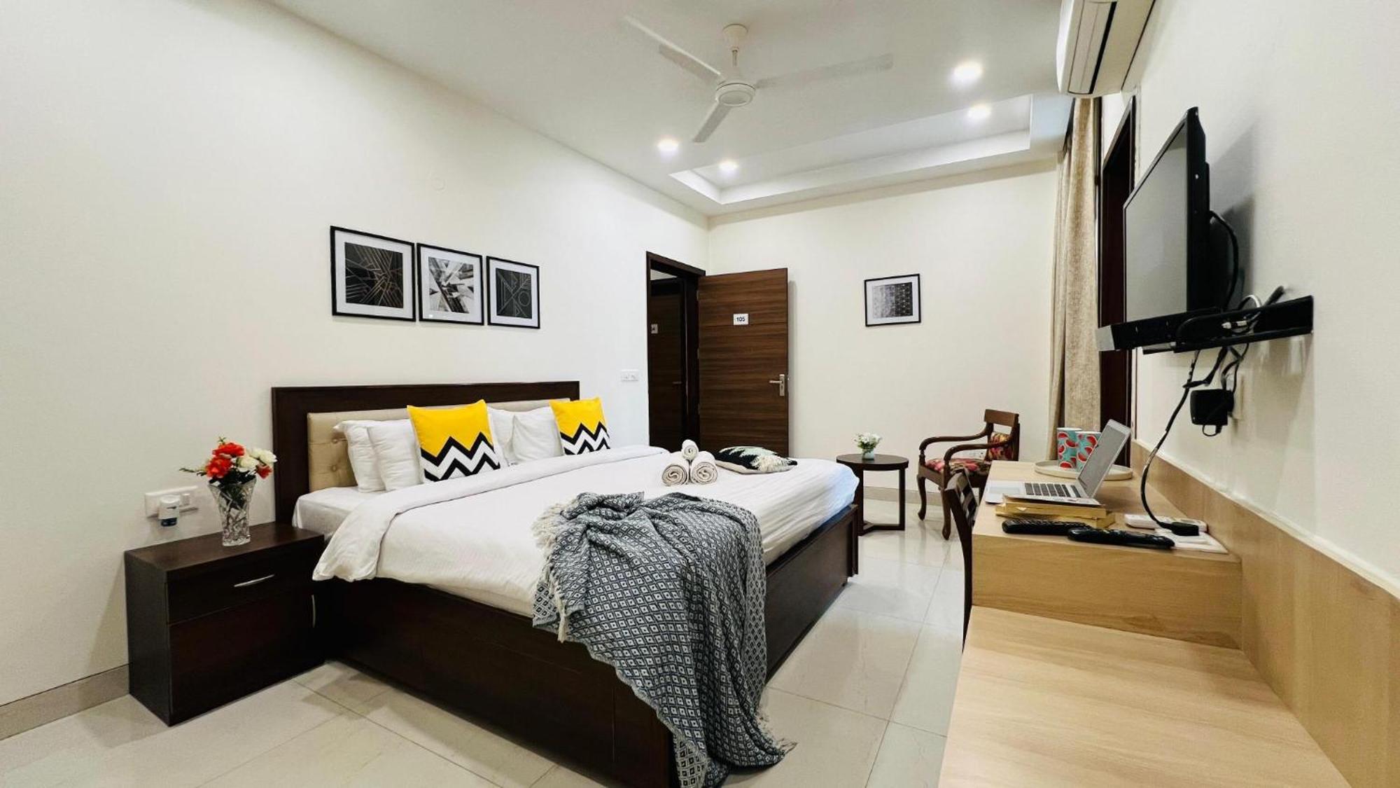 Bluo Studio5 Golf Course Road - Gym, Terrace Garden Gurgaon Zewnętrze zdjęcie